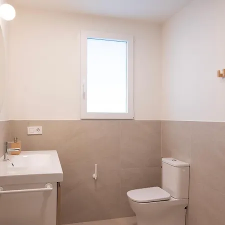 Apartment De Estreno En Fantastica Zona *